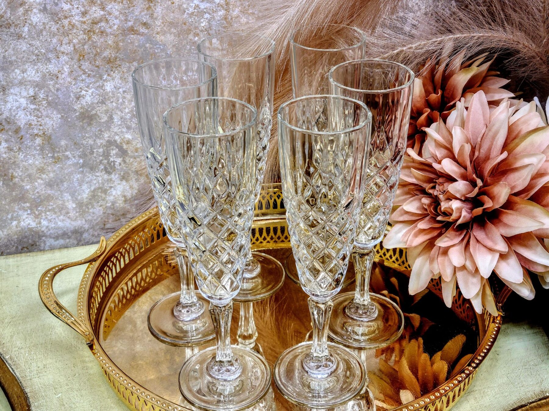 Teemantmustriga šampanjapokaalid - Étoile d’Or