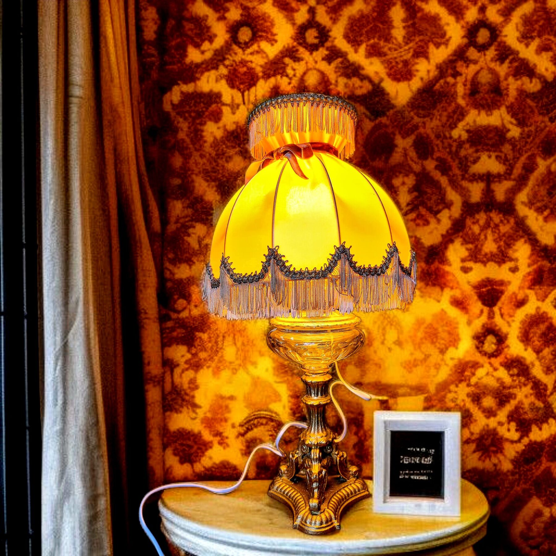 Elektrifitseeritud petrooleumlamp